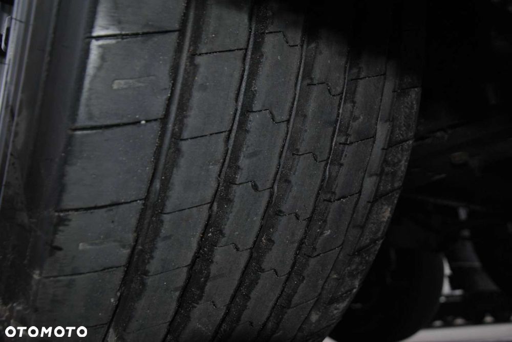 Schmitz Cargobull Varios Mega, podnoszona oś - 20