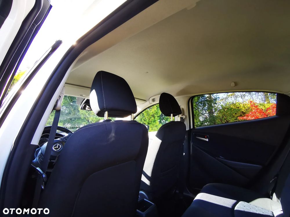 Mazda 2 1.5 Skyenergy - 21