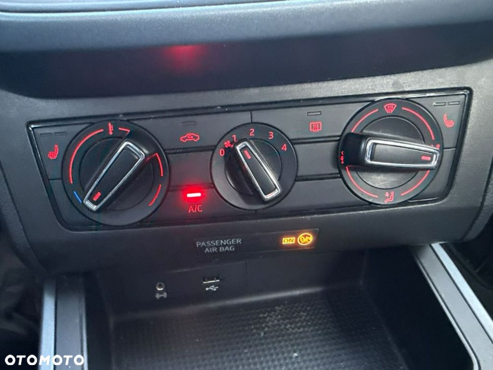 Seat Arona - 11