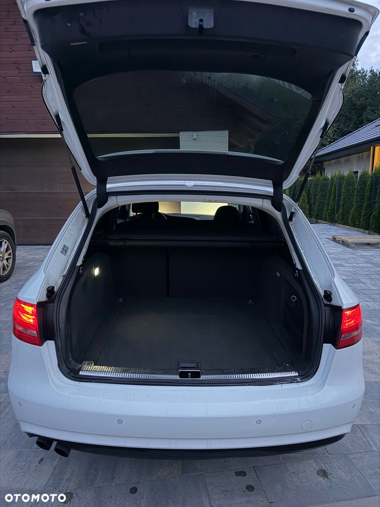 Audi A4 Avant 2.0 TDI Multitronic - 10
