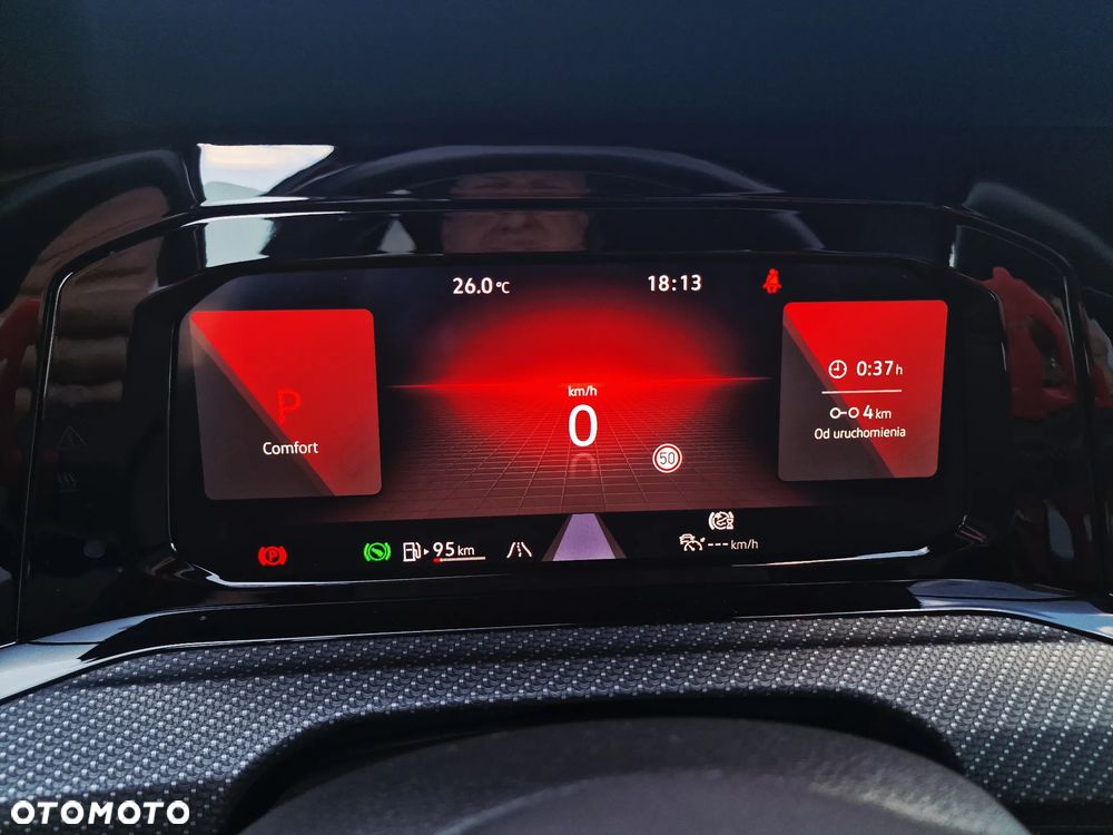 Volkswagen Golf 1.5 eTSI EVO R-Line DSG - 25