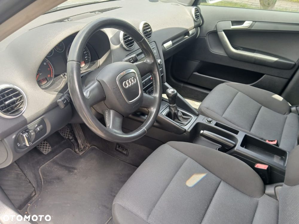 Audi A3 Sportback - 12