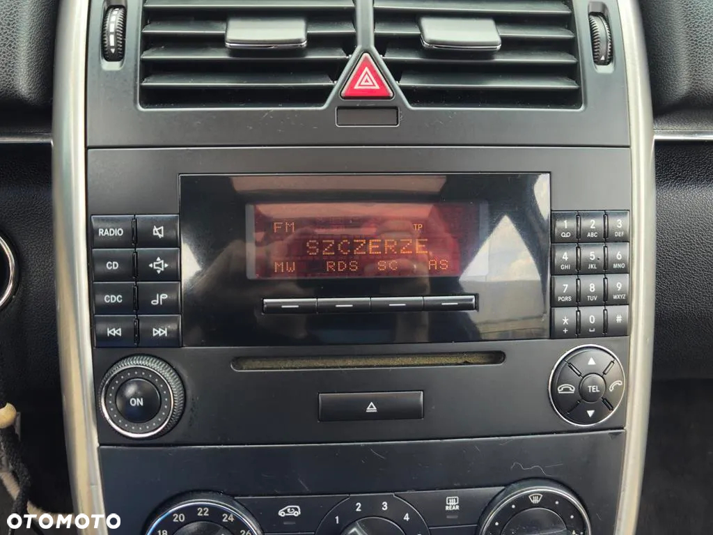 Mercedes-Benz Klasa B 180 CDI DPF Special Edition - 32