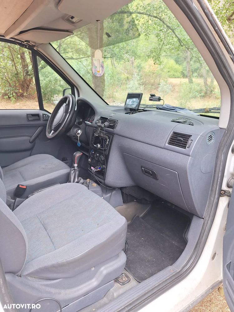 Ford Transit Connect - 4