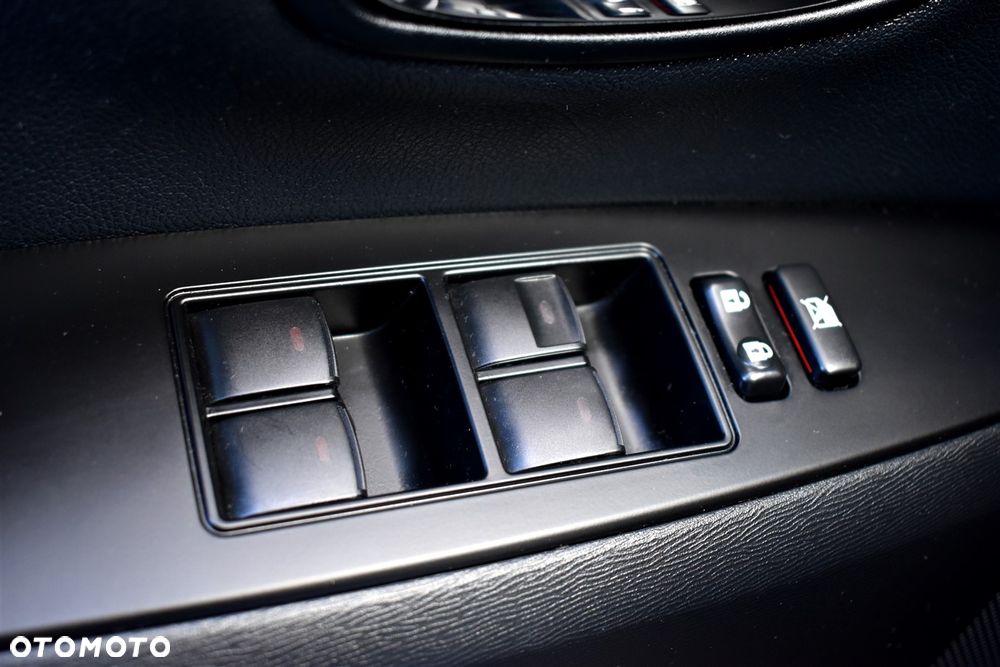 Toyota Avensis 1.8 Business Edition - 25