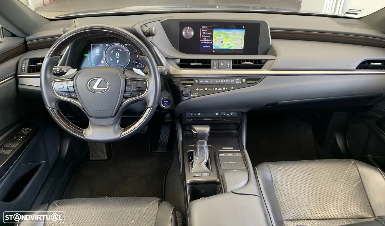Lexus ES 300h Executive+ - 6