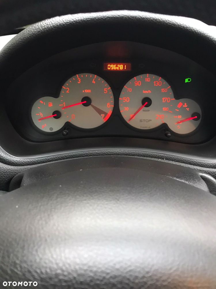 Peugeot 206 90 Quiksilver - 3