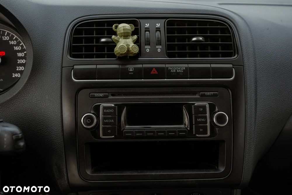 Volkswagen Polo 1.2 Trendline - 24