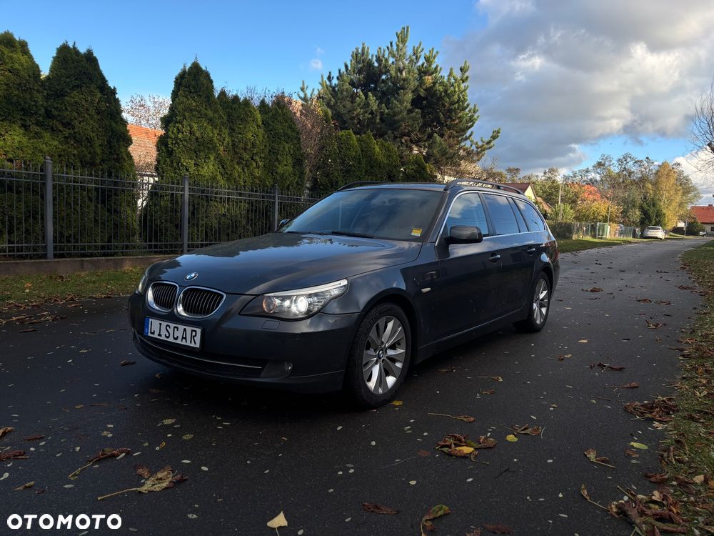 BMW Seria 5 523i Edition Exclusive - 1