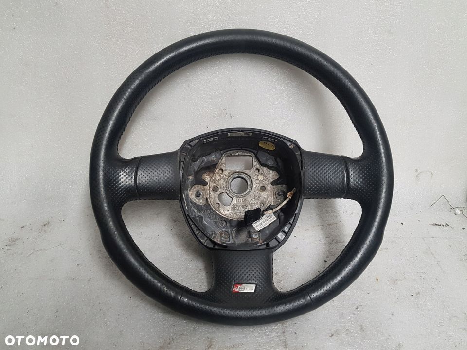 Kierownica a3 8P S-LINE LOPATKI 4f0419091 BD 8UD - 1