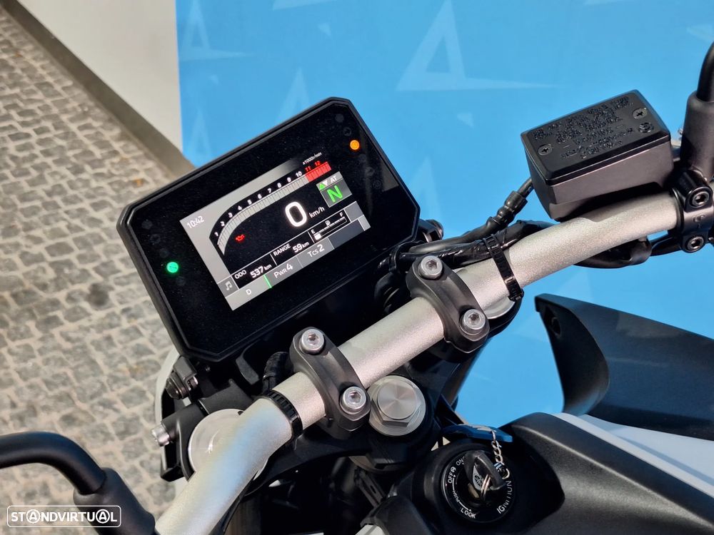 Yamaha MT-07 Y-AMT - 9
