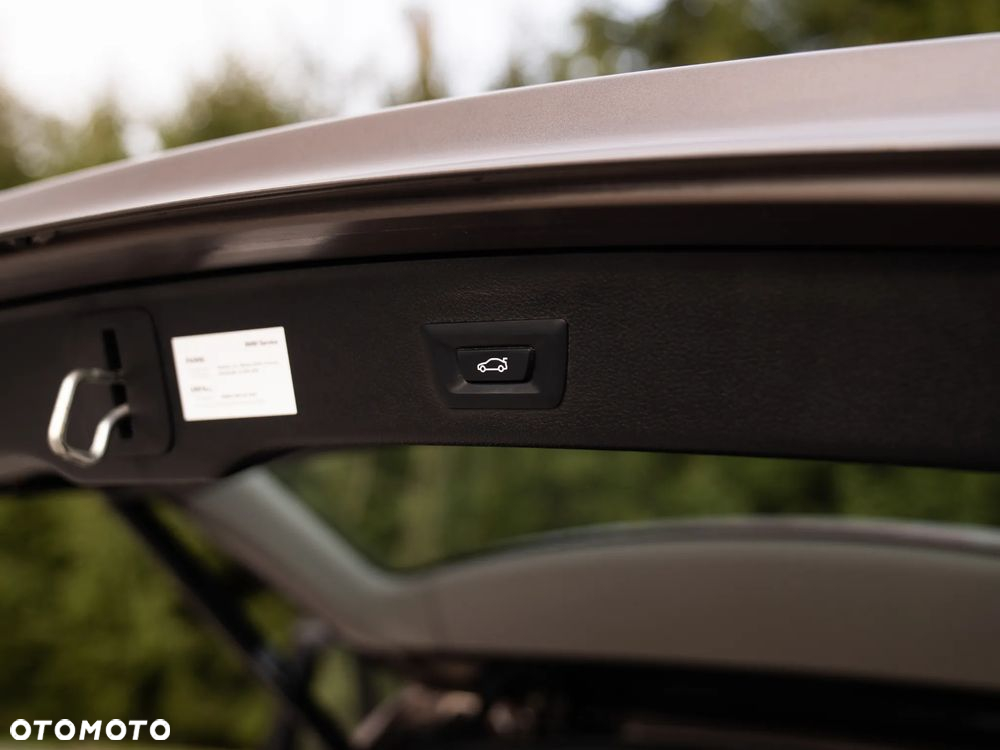 BMW X3 xDrive20d - 25