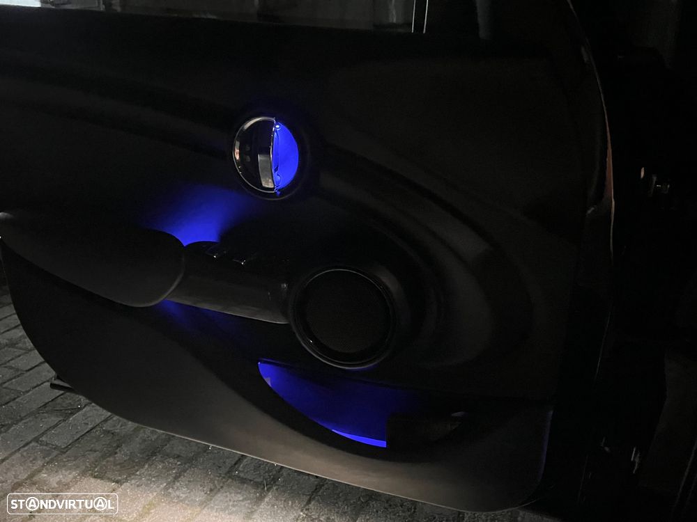 MINI 5 Portas Cooper D - 18