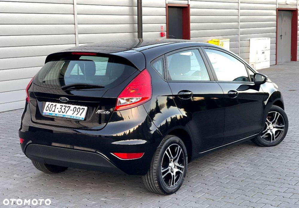 Ford Fiesta - 8