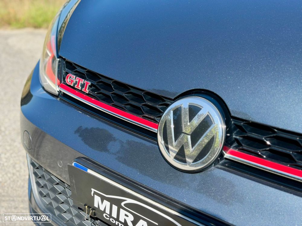 Volkswagen Golf 2.0 TSI GTI DSG Performance — fotografia 57