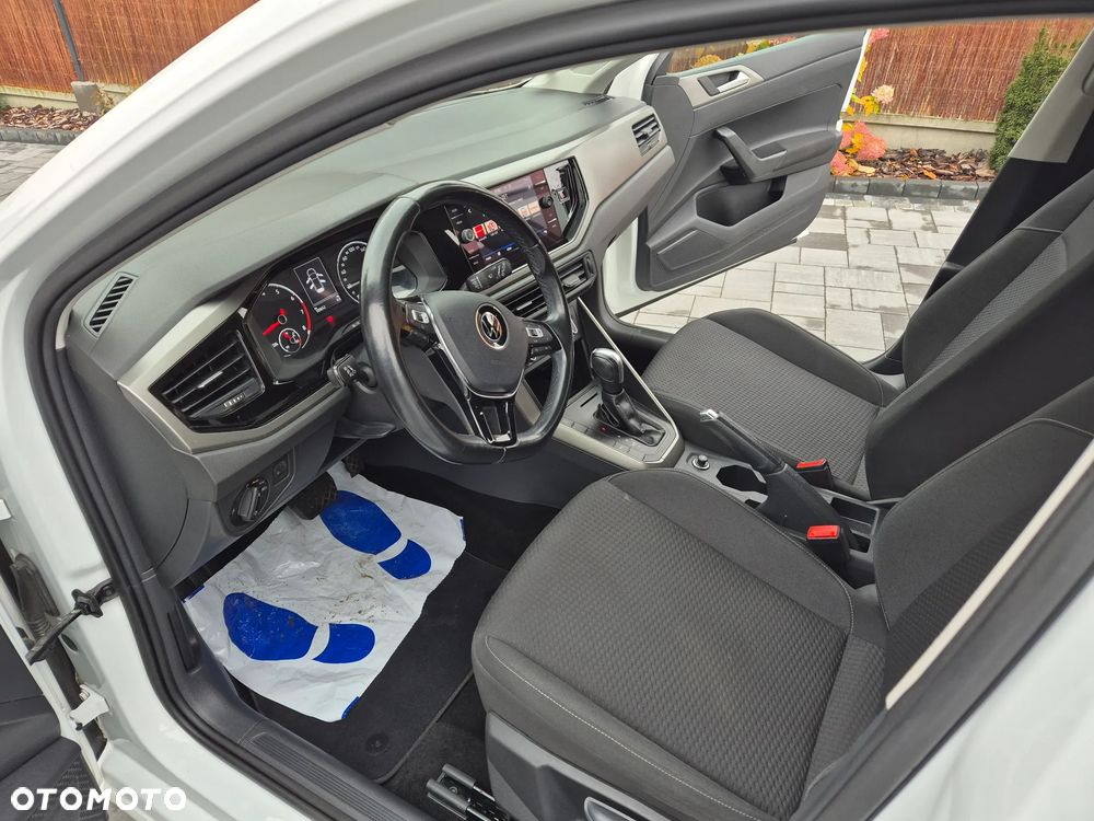 Volkswagen Polo - 11