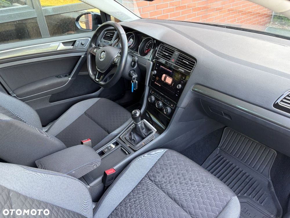 Volkswagen Golf 1.6 TDI SCR Comfortline - 8