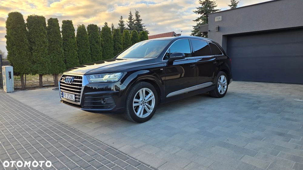 Audi Q7 - 7