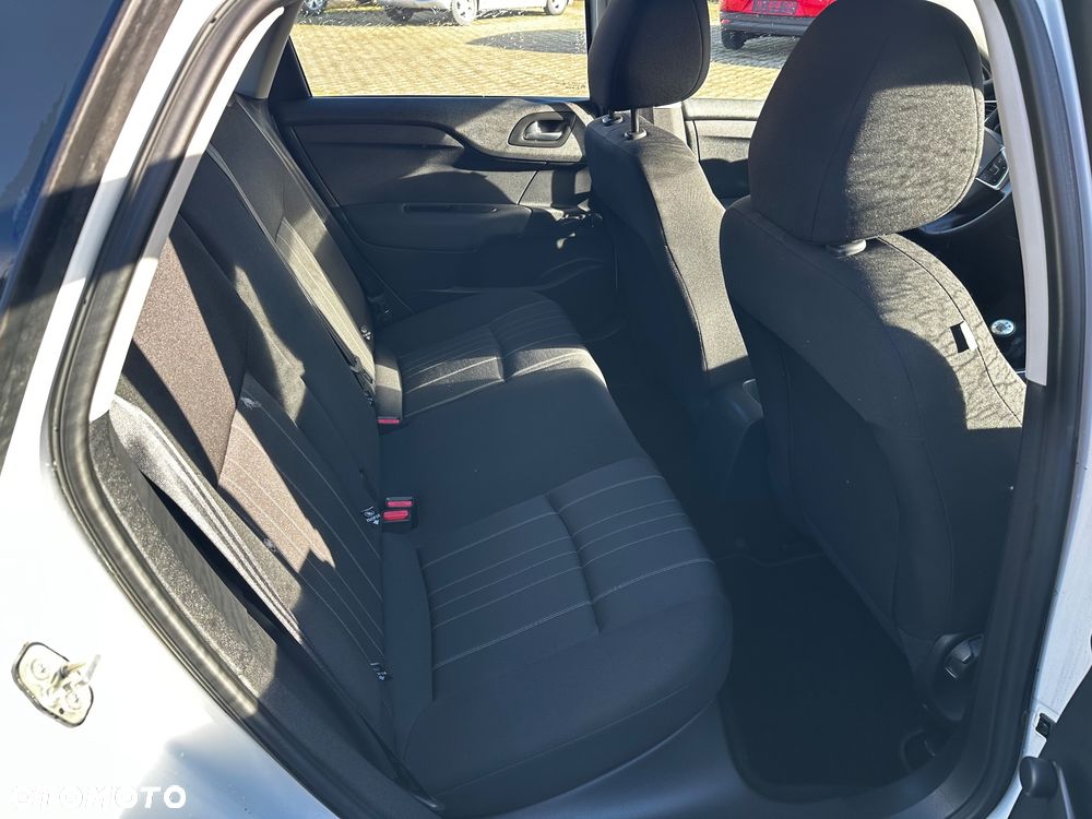 Citroën C4 VTi 95 Attraction - 12