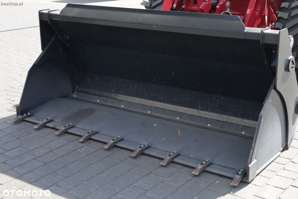 Yanmar V100 - 18