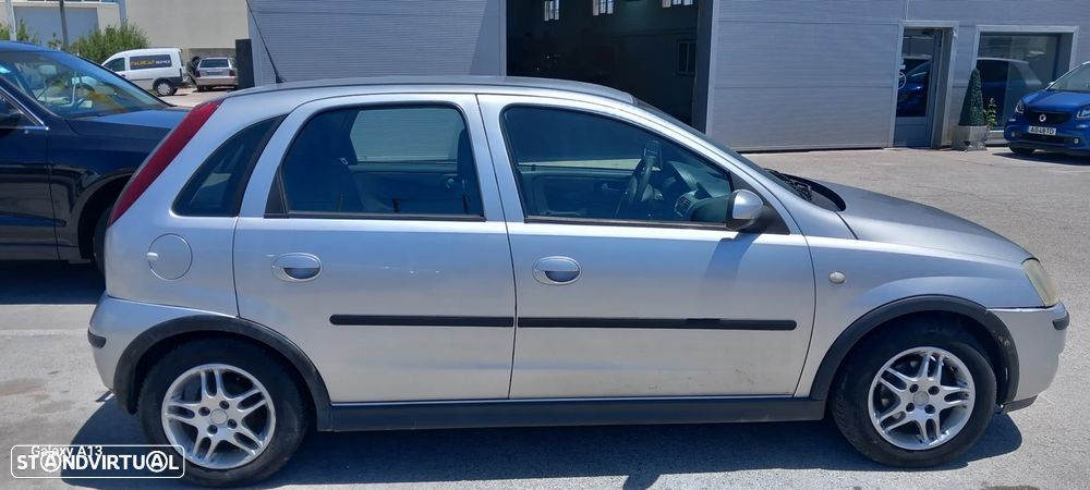 Opel Corsa 1.2 16V City - 5