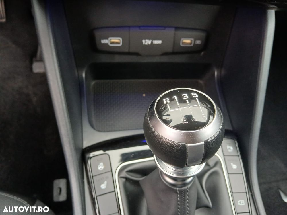 Hyundai Tucson 1.6 l 150 CP 2WD 6MT Comfort - 8