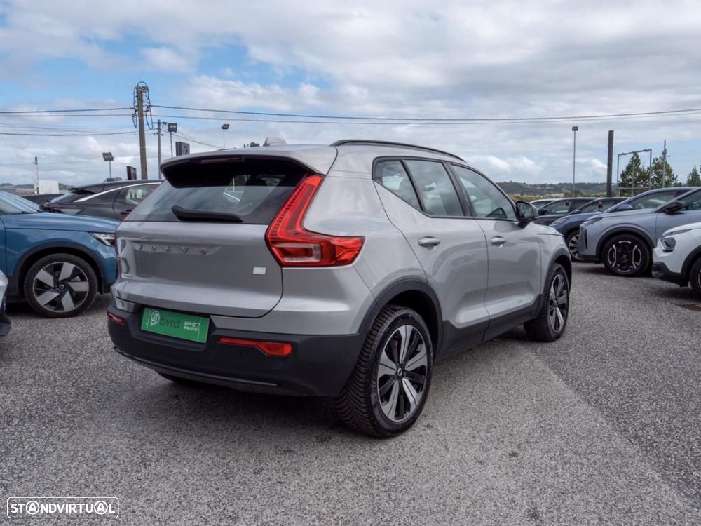 Volvo XC 40 Recharge Core - 17