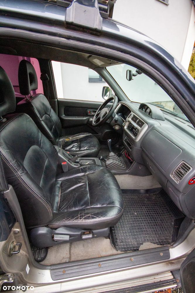 Mitsubishi L200 2.5 TD Intense - 10