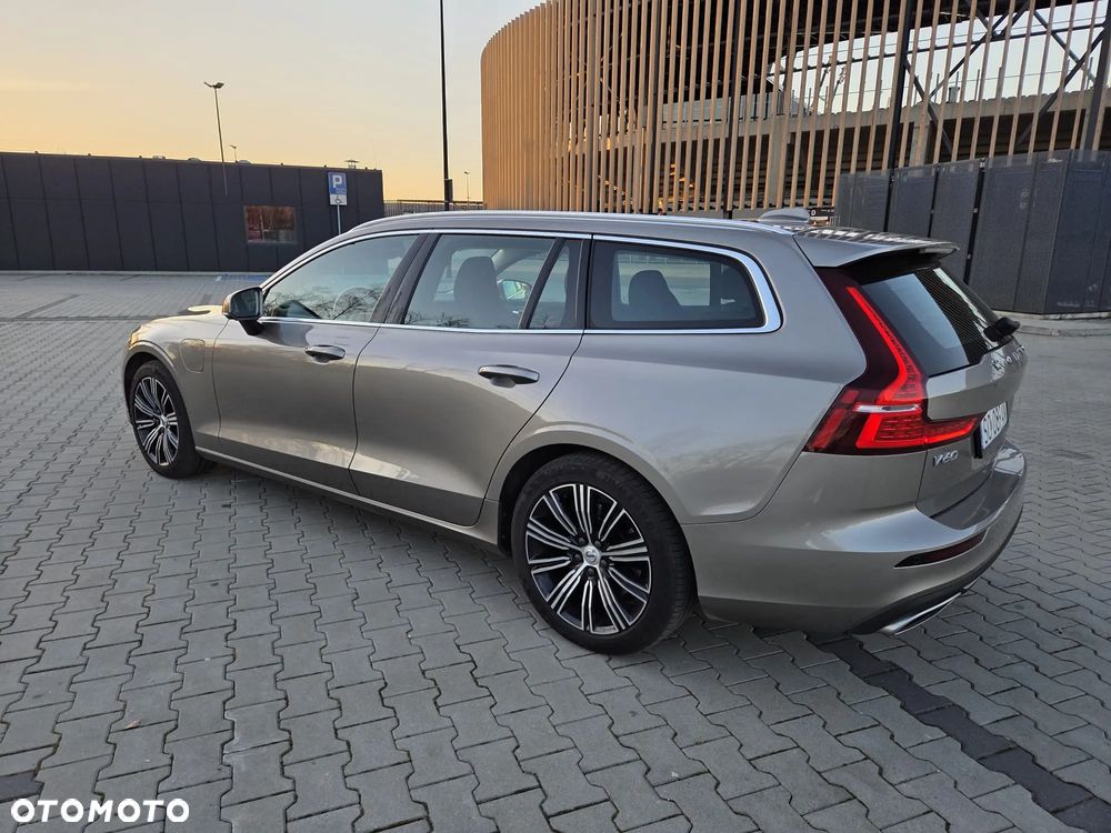Volvo V60 T6 AWD Recharge Geartronic Inscription Expression - 14