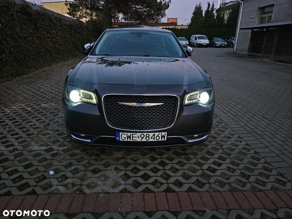Chrysler 300C - 15