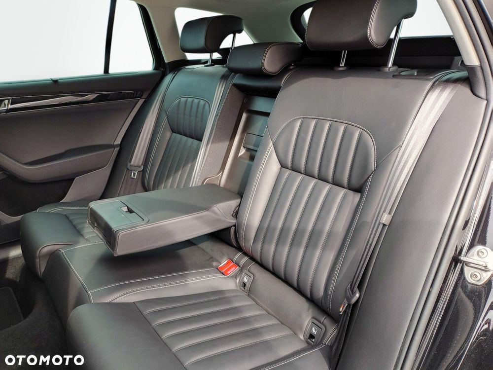 Skoda Superb 2.0 TSI L&K DSG - 26