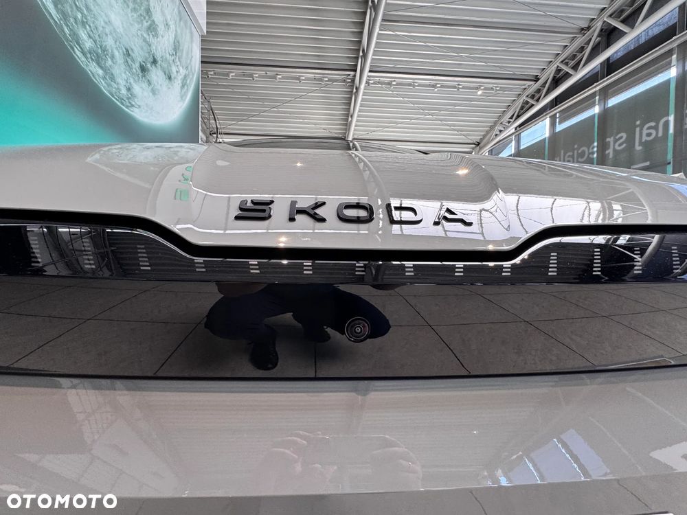 Skoda Enyaq RS 82kWh - 15