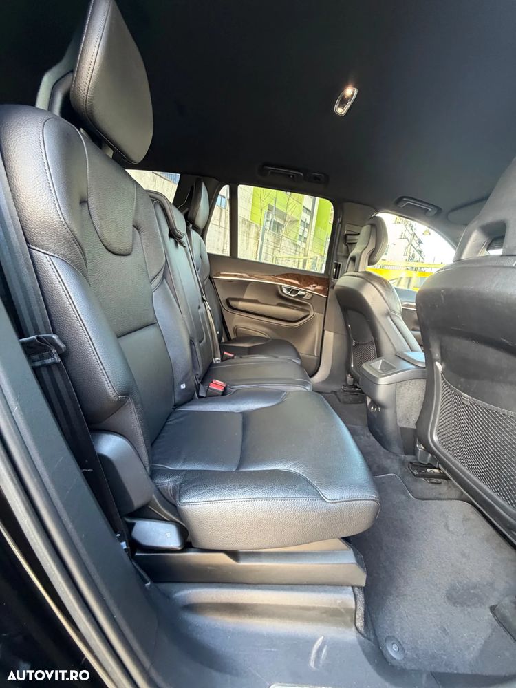 Volvo XC 90 D5 AWD Momentum - 12