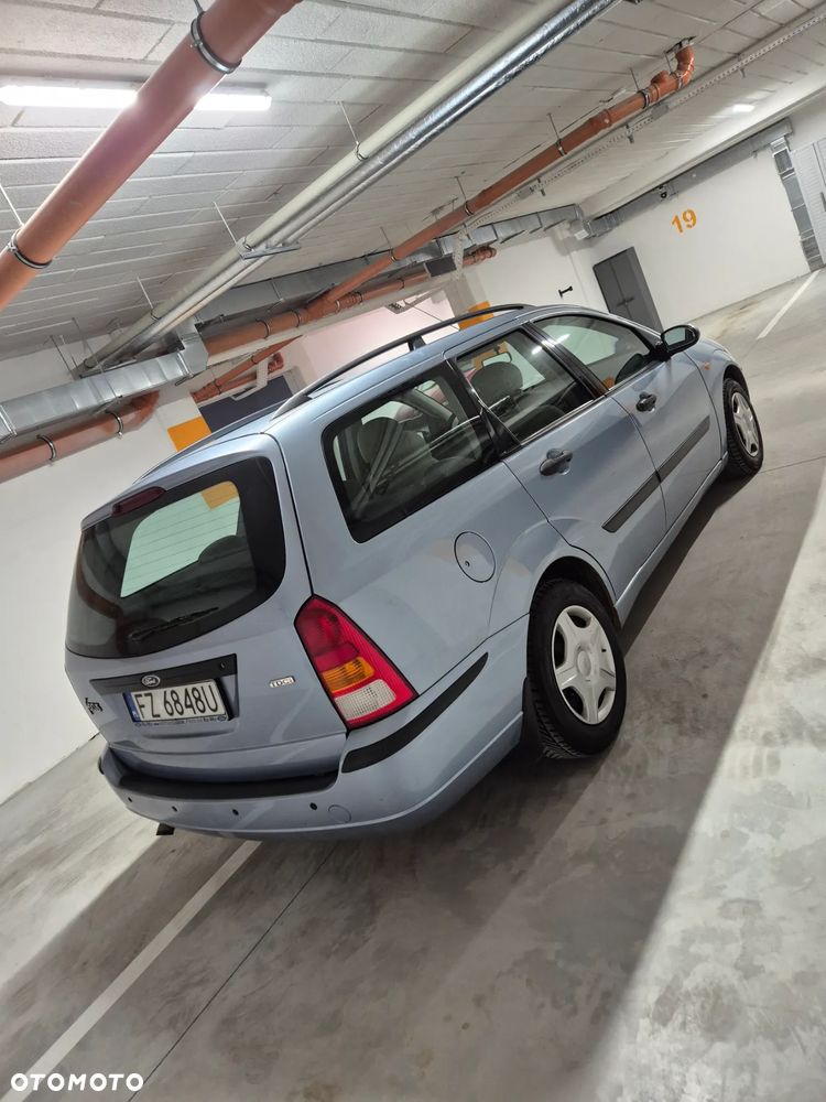 Ford Focus - 4