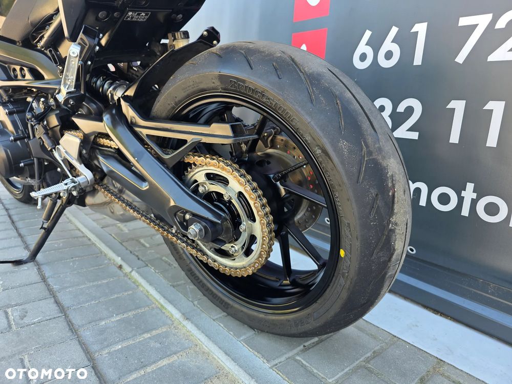 Yamaha MT - 7
