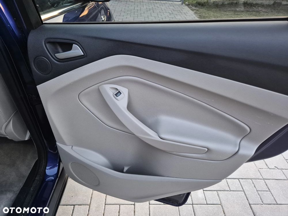 Ford Escape 2.0 EcoBoost AWD Titanium - 18