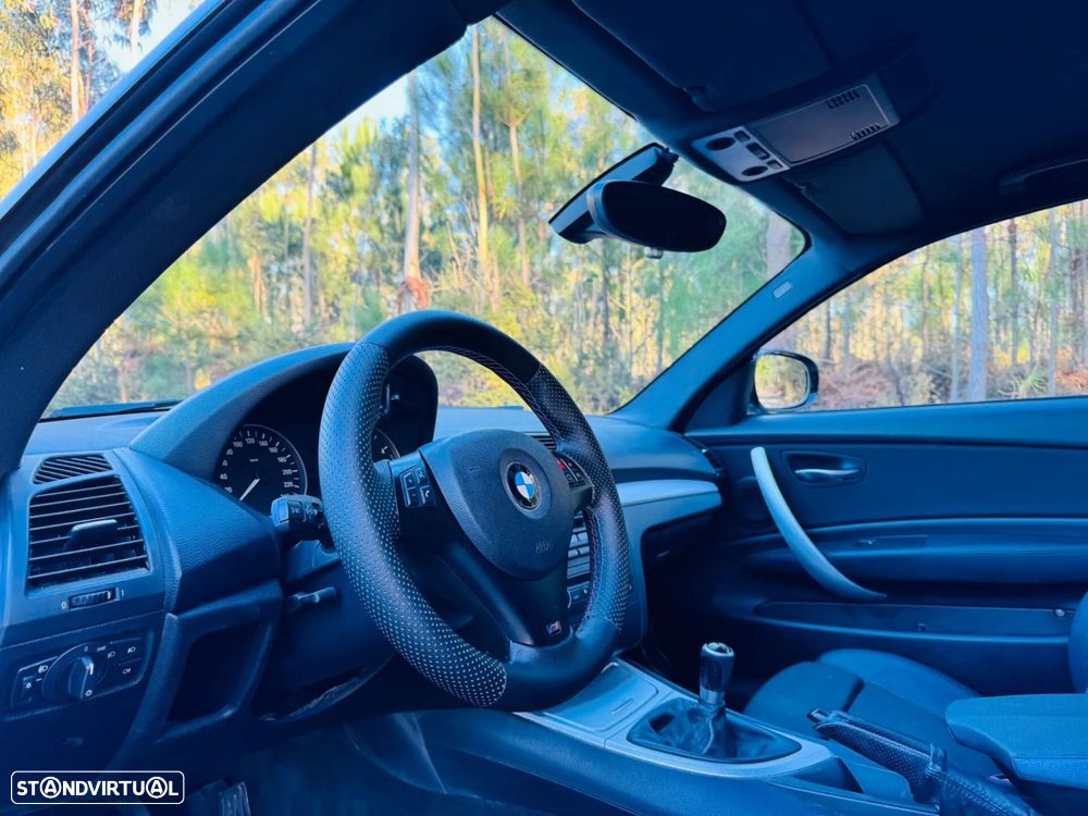 BMW 118 d Pack M - 18