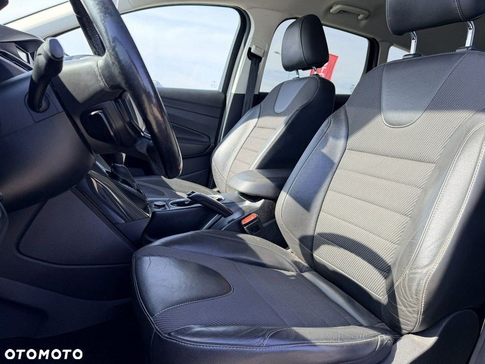 Ford Kuga 2.0 TDCi 4WD Titanium - 33