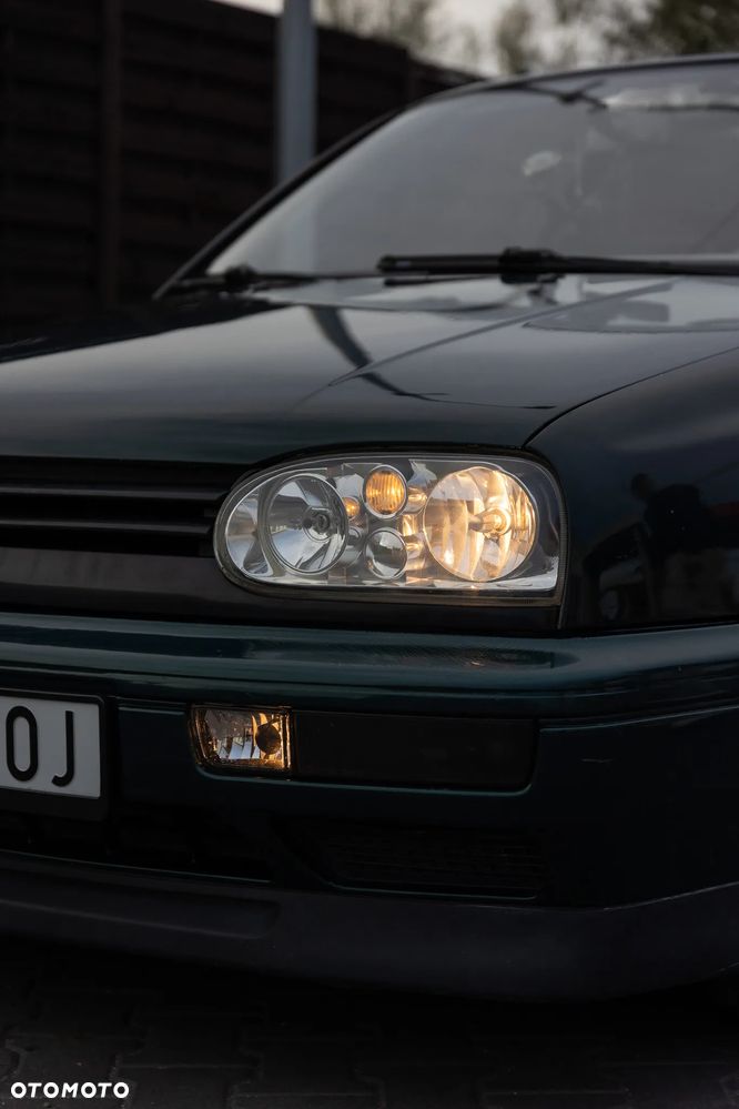 Volkswagen Golf Cabriolet 1.8 Avantgarde - 19