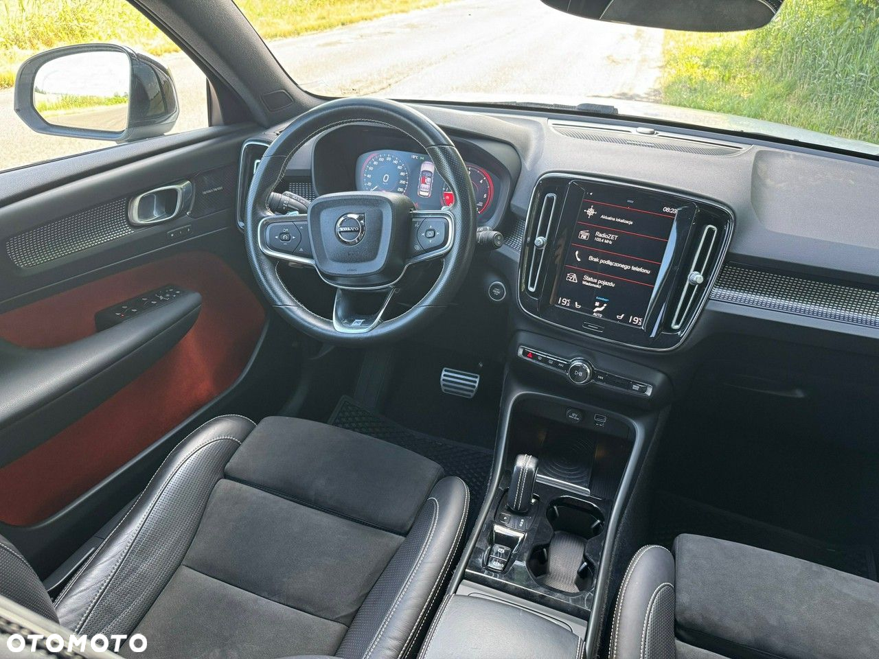 Volvo XC 40 D4 SCR AWD R-Design - 14