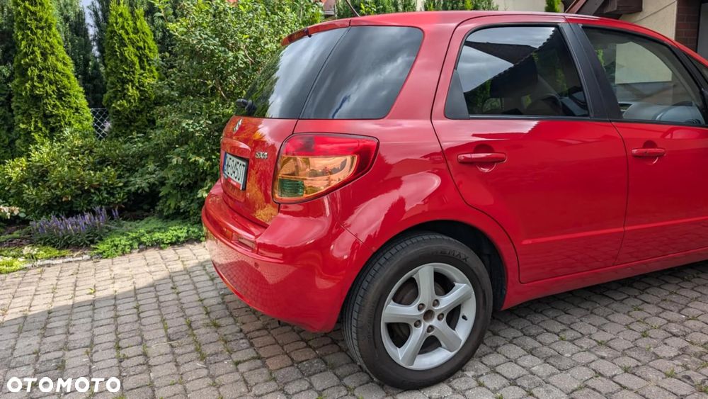 Suzuki SX4 1.6 GS/Premium - 7