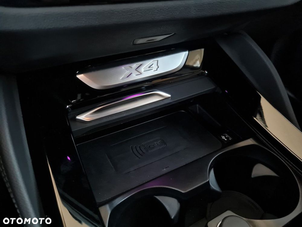BMW X4 - 33