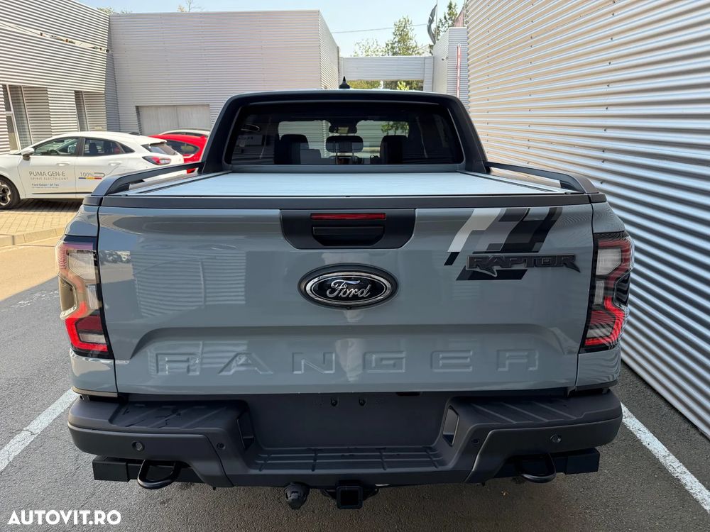 Ford Raptor - 24