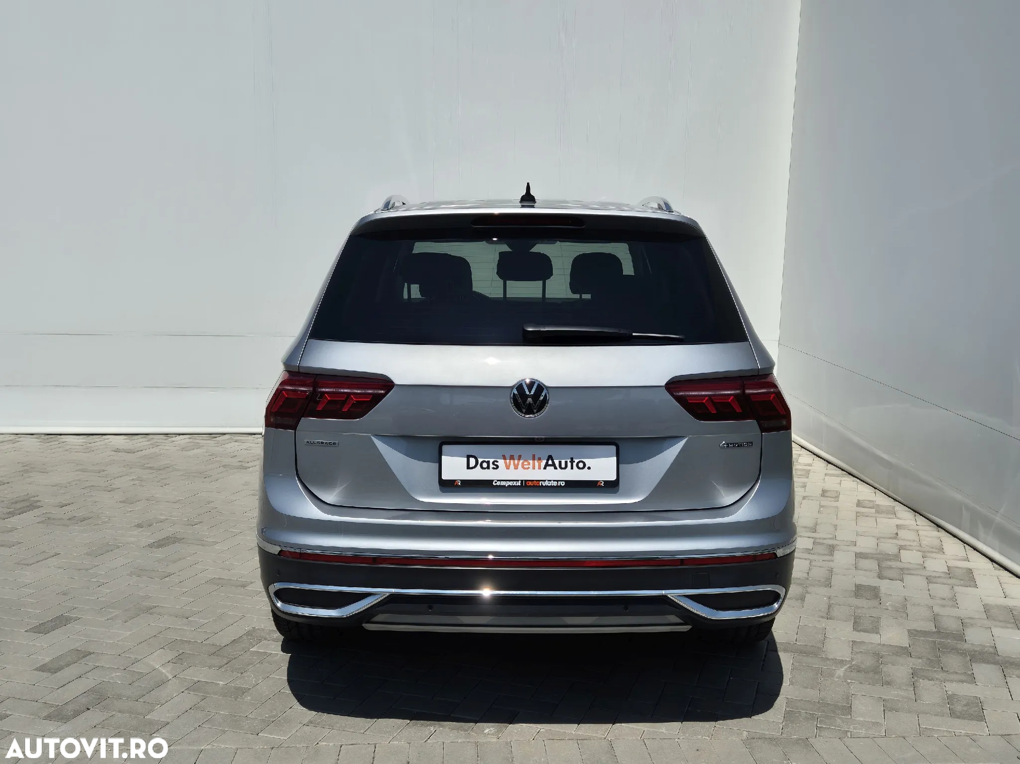 Volkswagen Tiguan Allspace 2.0 TDI 4Mot DSG Elegance - 4