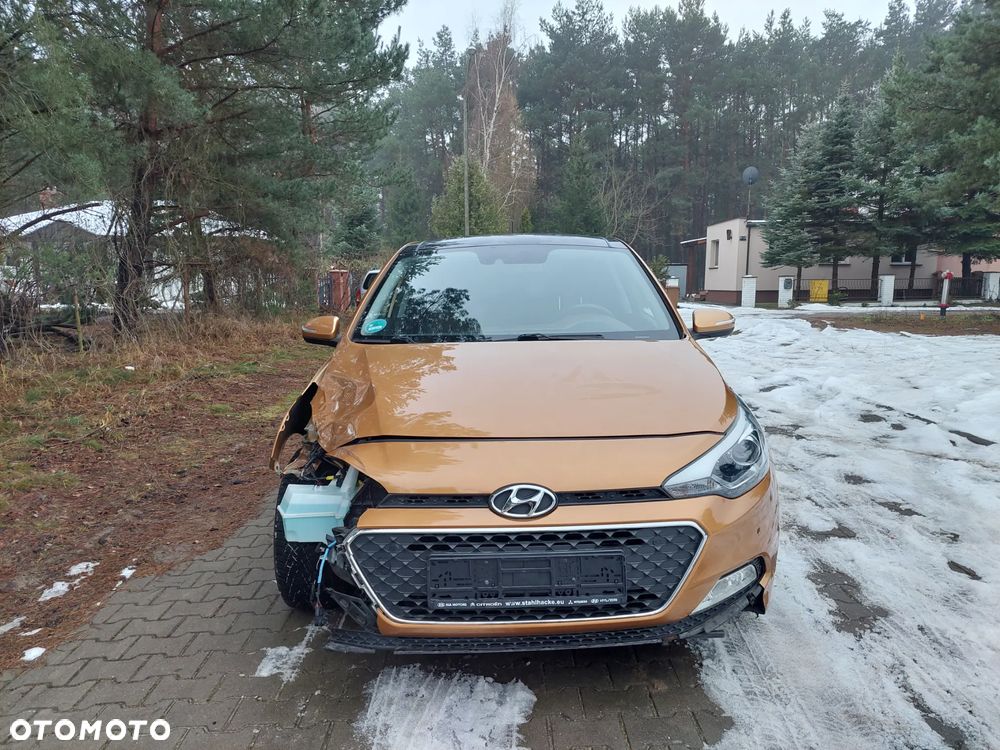 Hyundai i20 1.4 YES Gold - 3