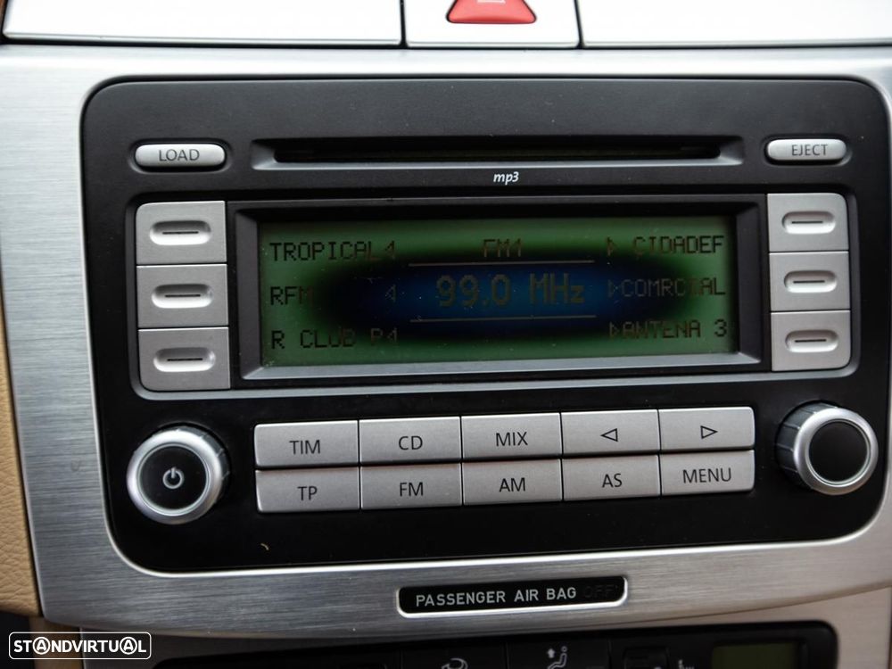 VW Passat - 16