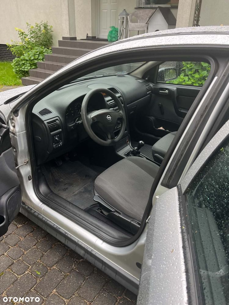 Opel Astra 1.4 Enjoy - 18