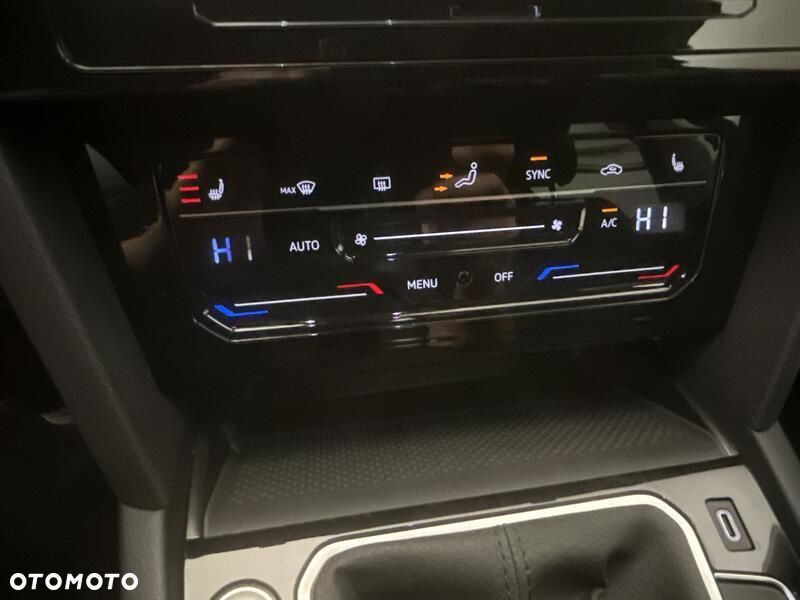 Volkswagen Passat 2.0 TDI EVO Business - 16