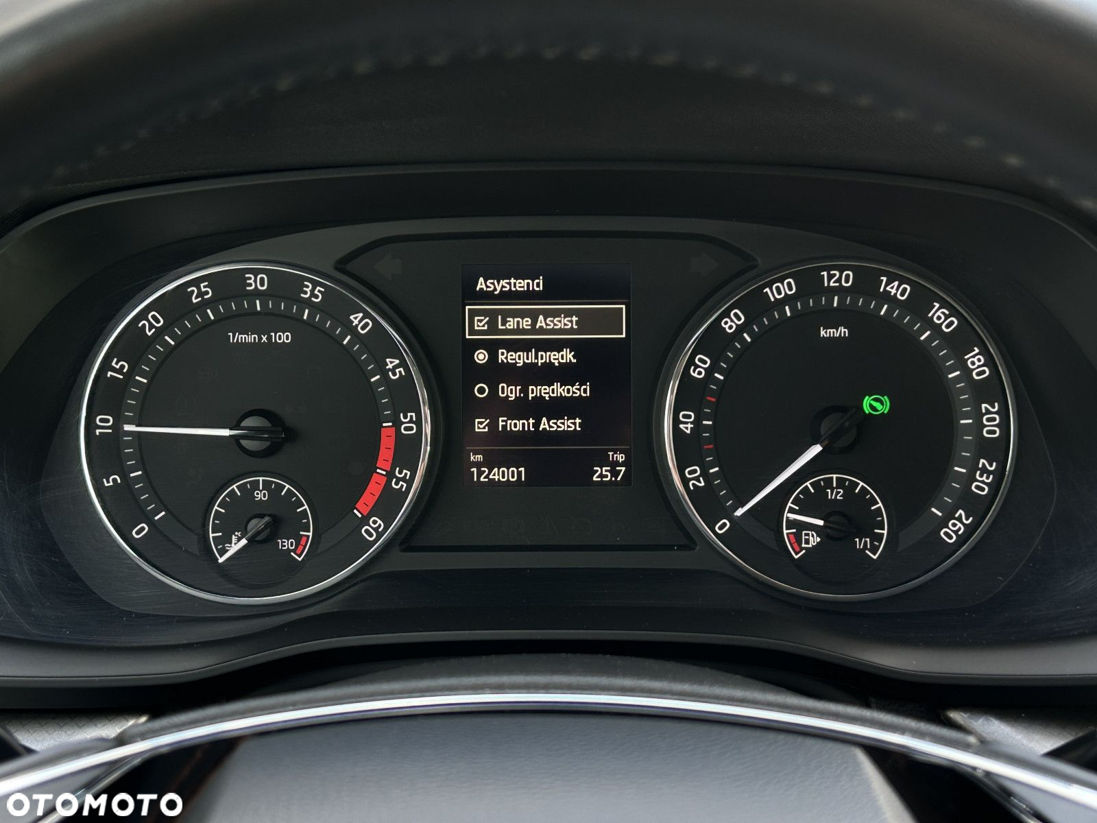 Skoda Octavia 2.0 TDI 4x4 Ambition DSG - 25