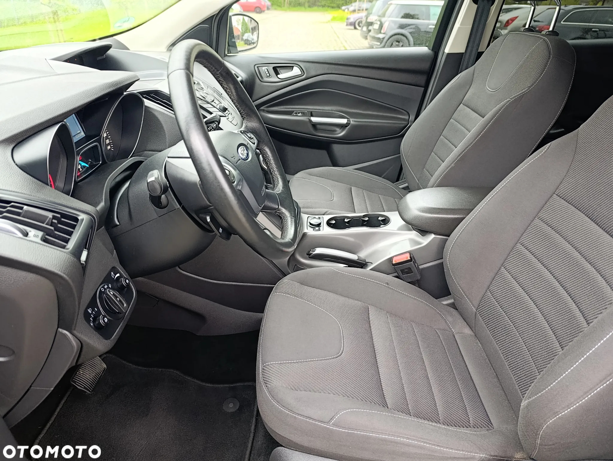 Ford Kuga 1.5 EcoBoost 4WD Trend - 12